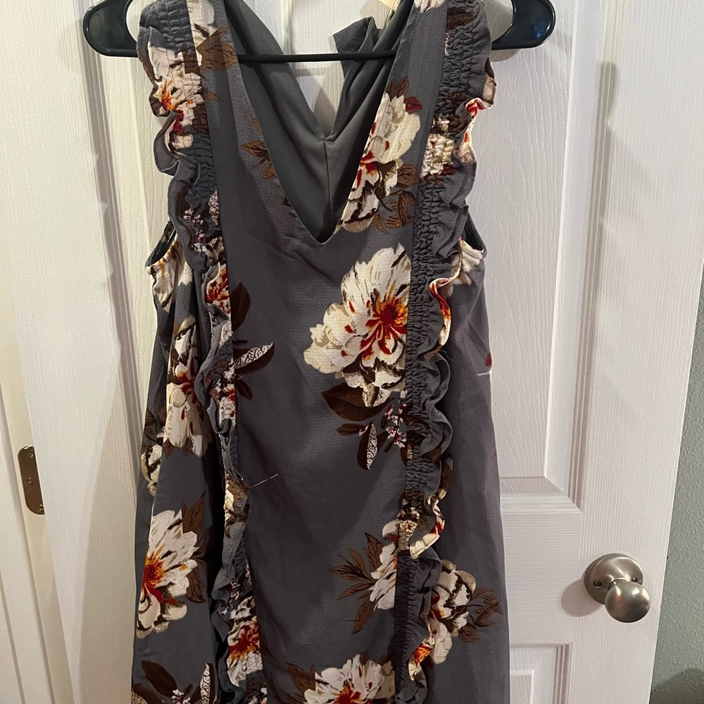 Floral Ruffle Dress in Gray and Brown